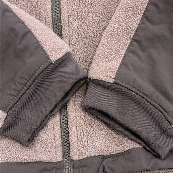 The North Face Women's Denali Hoodie, lilac color, Size Medium - Picture 12 of 12